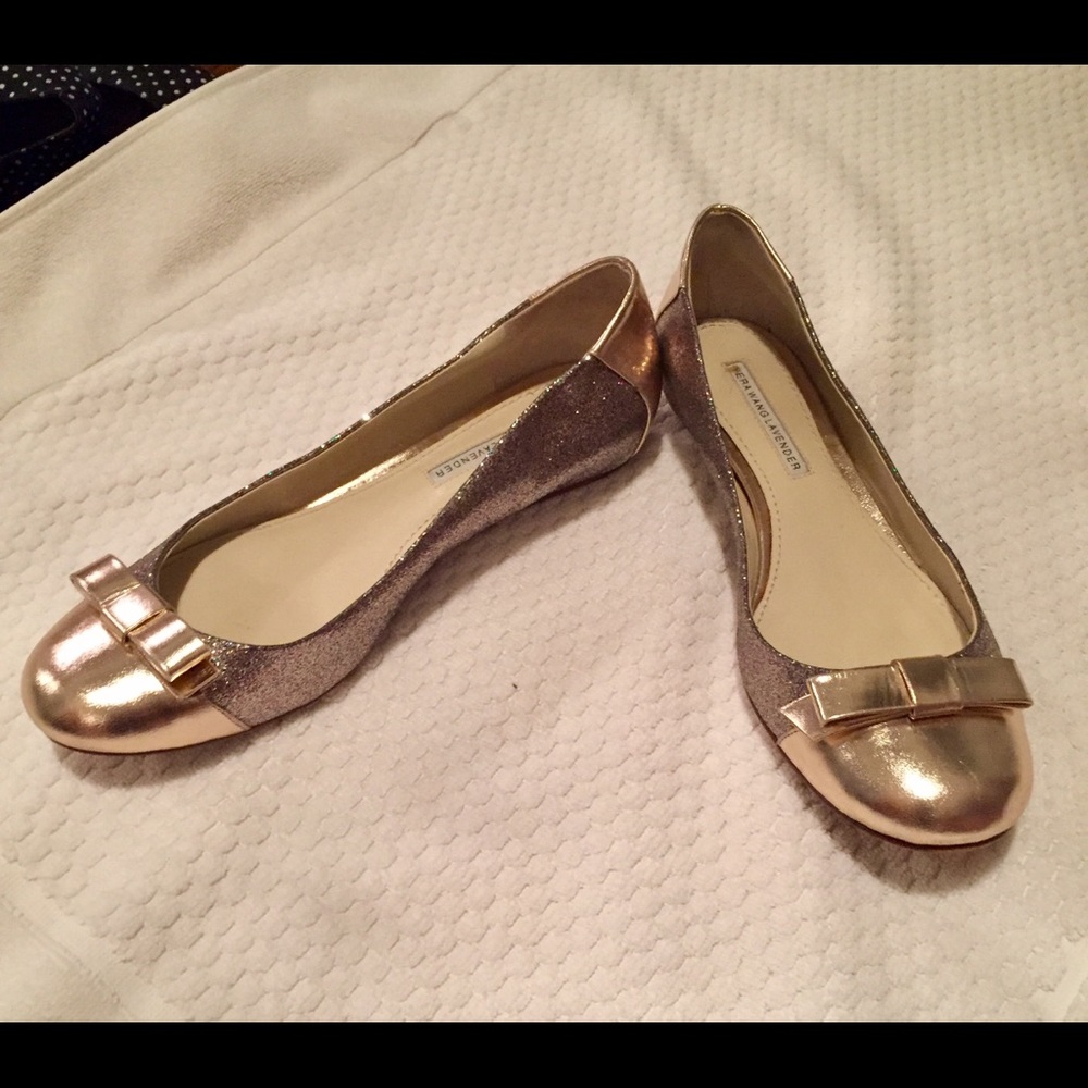 Vera Wang Gold Sparkle Ballet Flats